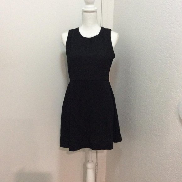 Elodie Dresses & Skirts - NWT Elodie Women's A-line dress (M)